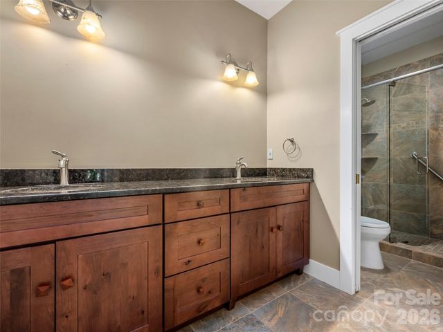 4 Lacoste Drive, Hendersonville, NC 28739