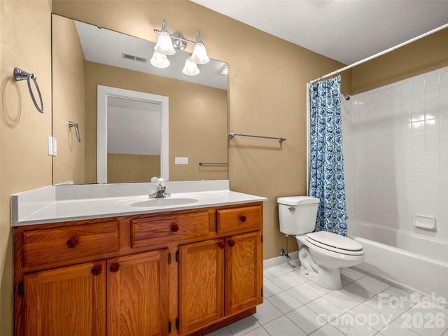 4 Lacoste Drive, Hendersonville, NC 28739