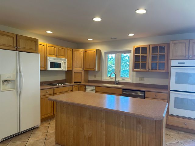 304 Thayer Bay Road, Colchester (colchester), VT 05446