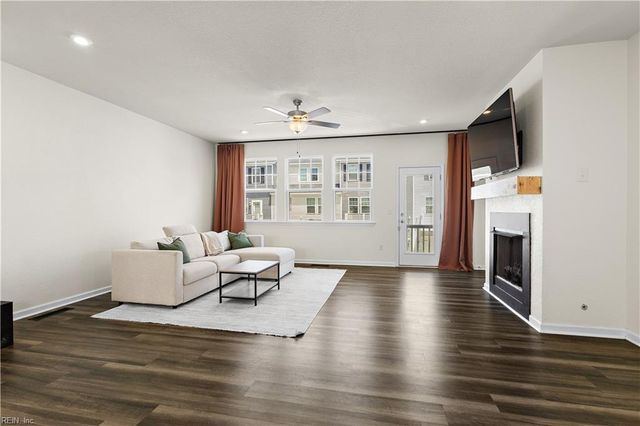 451 Asuza Street, Chesapeake, VA 23323