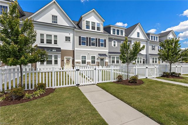451 Asuza Street, Chesapeake, VA 23323