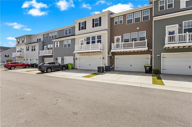 451 Asuza Street, Chesapeake, VA 23323