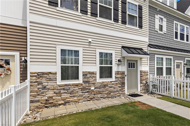 451 Asuza Street, Chesapeake, VA 23323