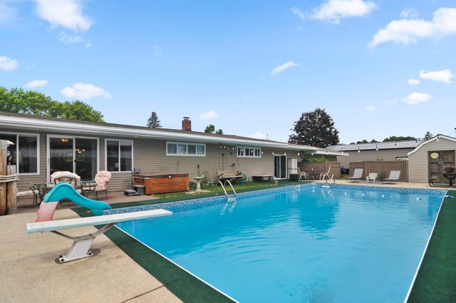 18116 205th Avenue, Big Rapids, MI 49307