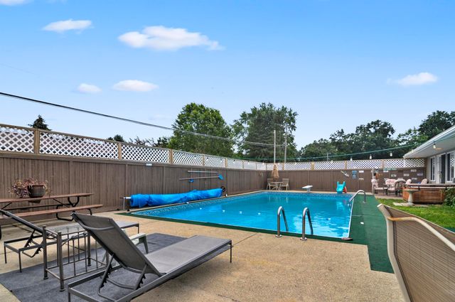 18116 205th Avenue, Big Rapids, MI 49307