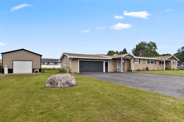 18116 205th Avenue, Big Rapids, MI 49307