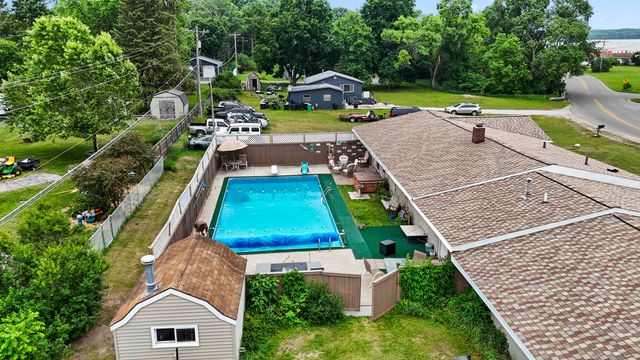 18116 205th Avenue, Big Rapids, MI 49307