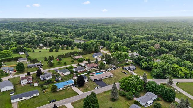 18116 205th Avenue, Big Rapids, MI 49307