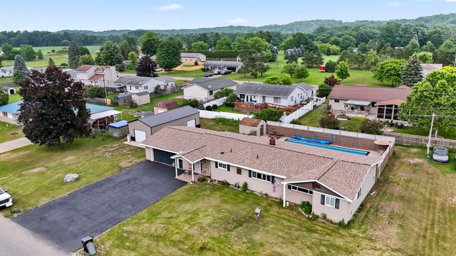 18116 205th Avenue, Big Rapids, MI 49307