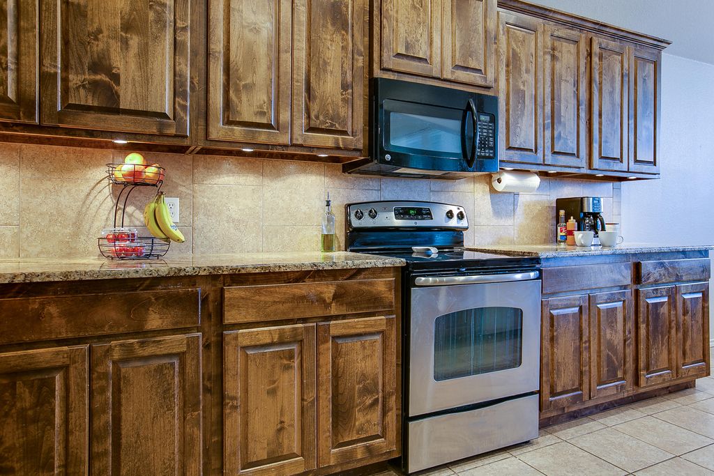 Image 14 of property listing at 6006 San Saba Street, San Angelo, TX 76904