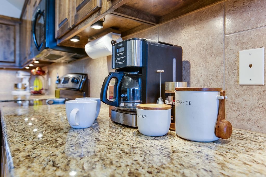 Image 15 of property listing at 6006 San Saba Street, San Angelo, TX 76904