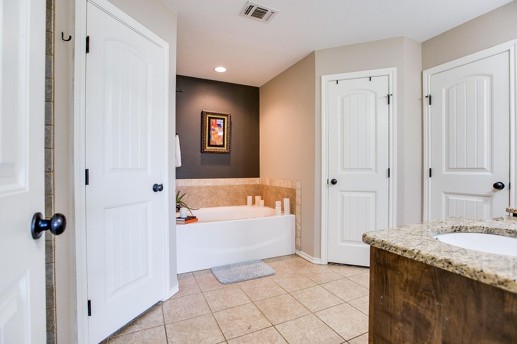 Image 20 of property listing at 6006 San Saba Street, San Angelo, TX 76904