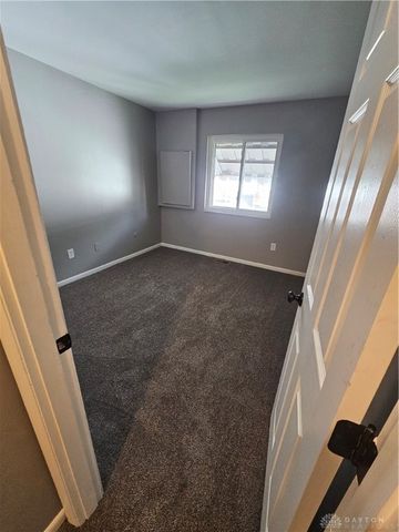 5710 Coach Drive E, Dayton, OH 45440