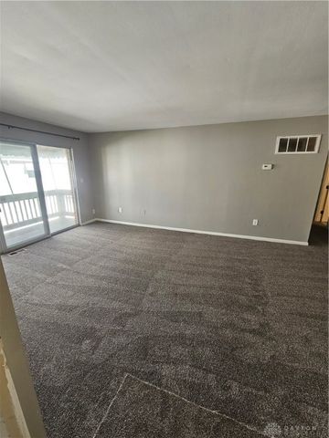 5710 Coach Drive E, Dayton, OH 45440