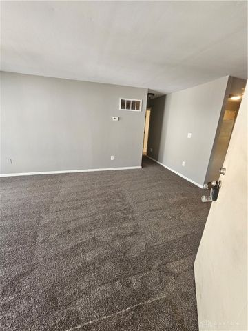 5710 Coach Drive E, Dayton, OH 45440