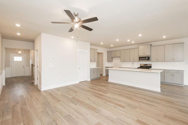 9291 Alban Chase Drive 34, Ooltewah, TN 37363