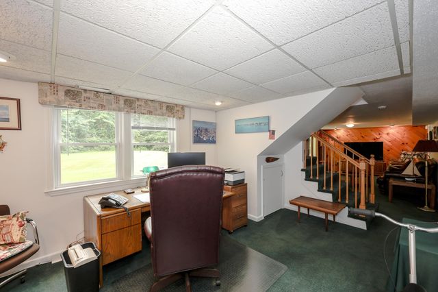 82 Winterwood Drive, Londonderry, NH 03053