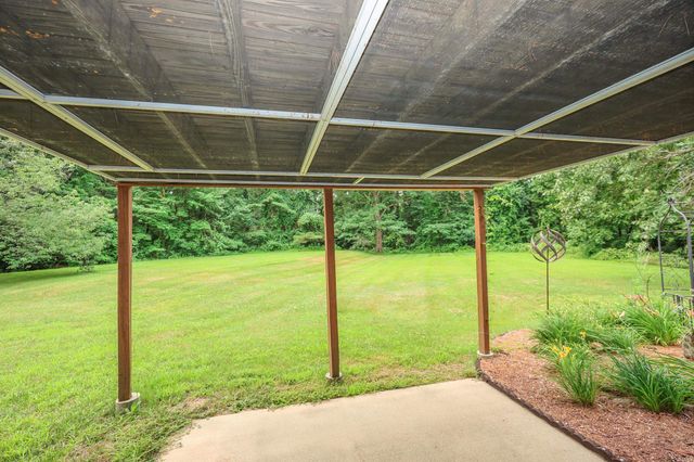82 Winterwood Drive, Londonderry, NH 03053