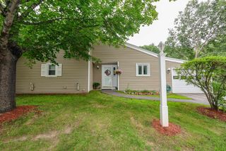 82 Winterwood Drive, Londonderry, NH 03053