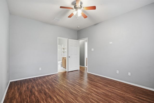 1425 Ravenwood Drive, Mansfield, TX 76063