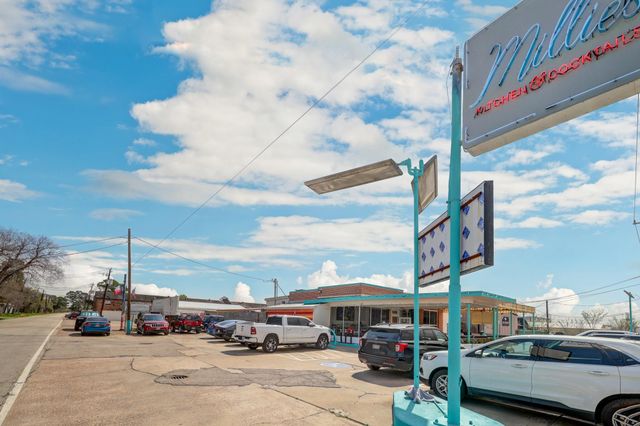 1607 Althea Drive, Houston, TX 77018
