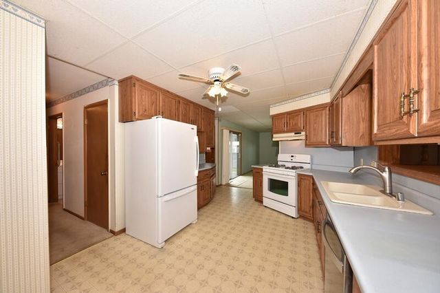 1620 Drexel BOULEVARD, South Milwaukee, WI 53172