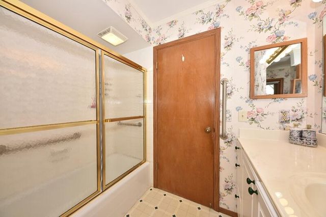 1620 Drexel BOULEVARD, South Milwaukee, WI 53172