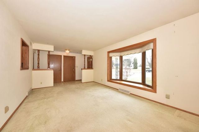 1620 Drexel BOULEVARD, South Milwaukee, WI 53172