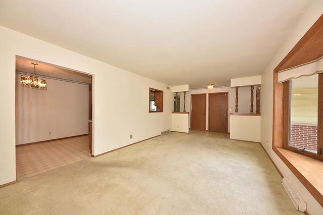 1620 Drexel BOULEVARD, South Milwaukee, WI 53172