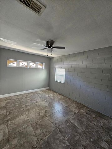 1213 ROMA COURT, Orlando, FL 32825