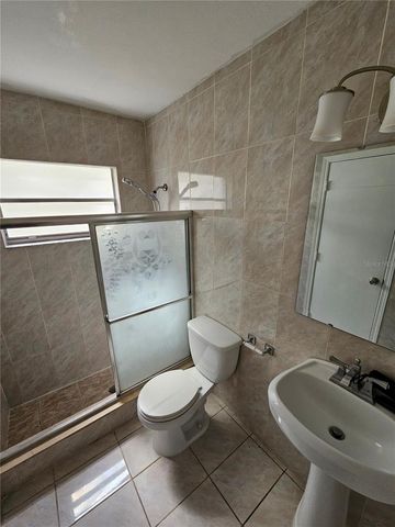 1213 ROMA COURT, Orlando, FL 32825