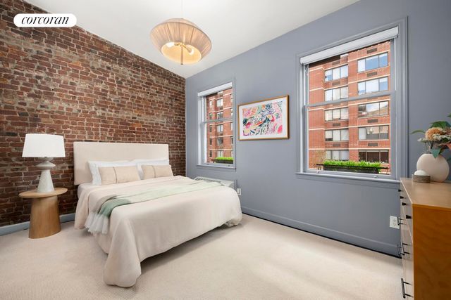 237 W 19th St Apt B, New York City, NY 10011