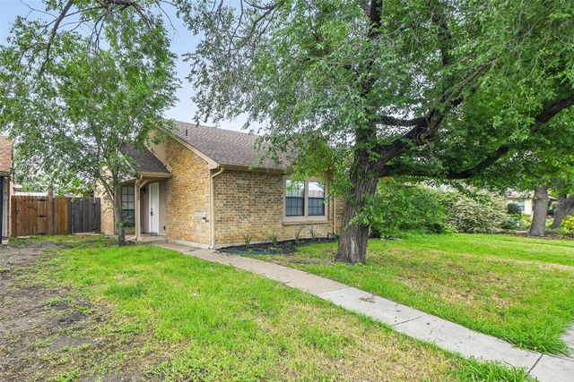 4620 Carr Street, The Colony, TX 75056