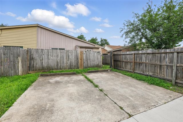 4620 Carr Street, The Colony, TX 75056