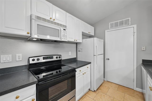 4620 Carr Street, The Colony, TX 75056