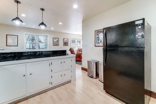 11495 Saint Bernard Drive, Truckee, CA 96161