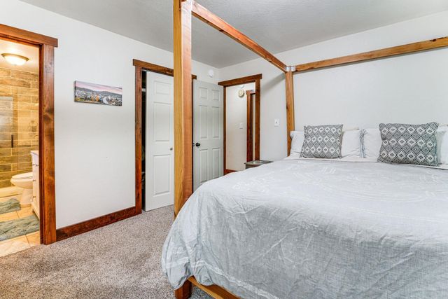 11495 Saint Bernard Drive, Truckee, CA 96161