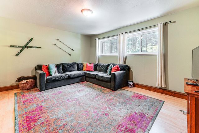 11495 Saint Bernard Drive, Truckee, CA 96161