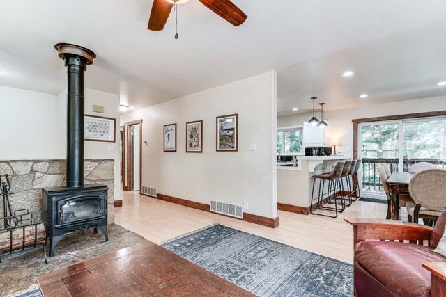 11495 Saint Bernard Drive, Truckee, CA 96161