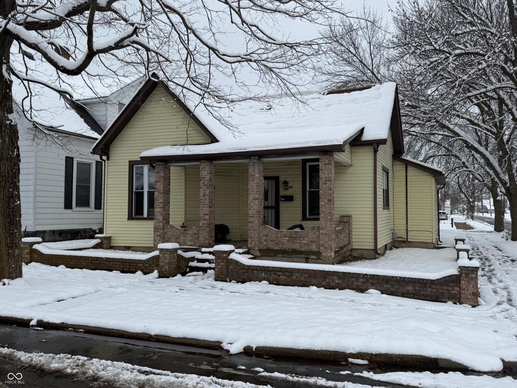 828 S West Street, Shelbyville, IN 46176