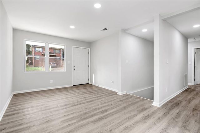 1357 Plaza Ave SW, Atlanta, GA 30310