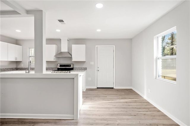 1357 Plaza Ave SW, Atlanta, GA 30310