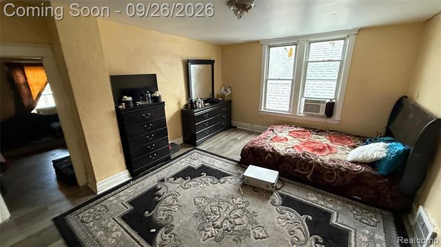 12117 Lumpkin Street, Hamtramck, MI 48212