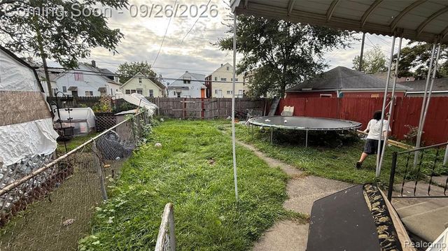 12117 Lumpkin Street, Hamtramck, MI 48212