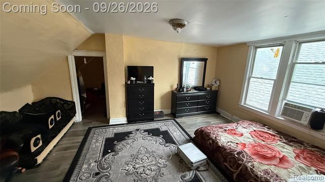 12117 Lumpkin Street, Hamtramck, MI 48212