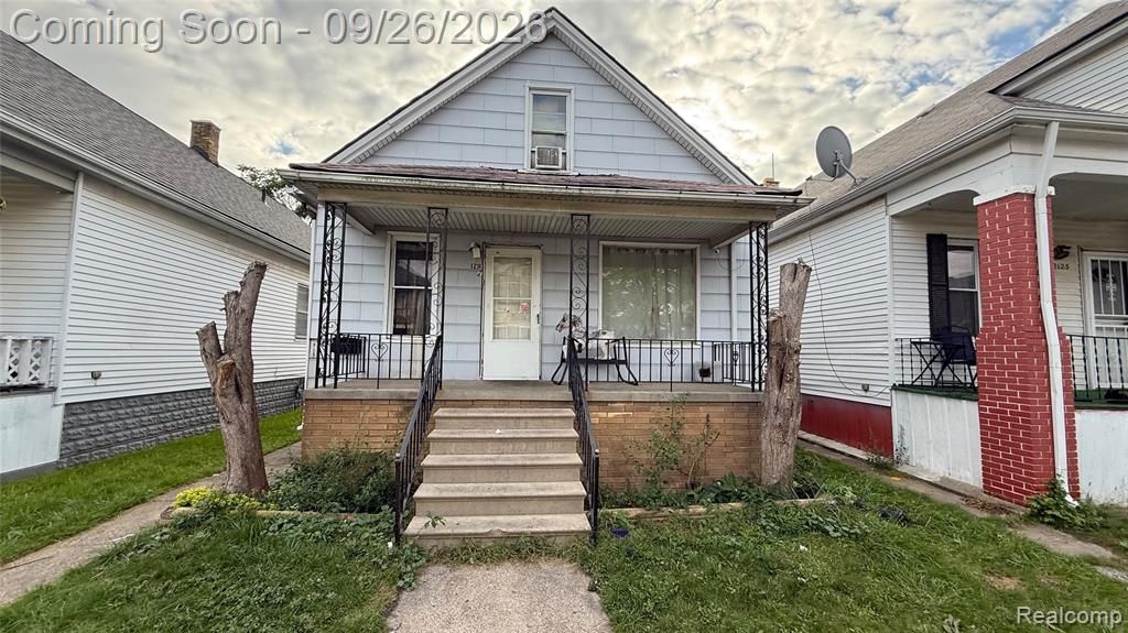 12117 Lumpkin Street, Hamtramck, MI 48212