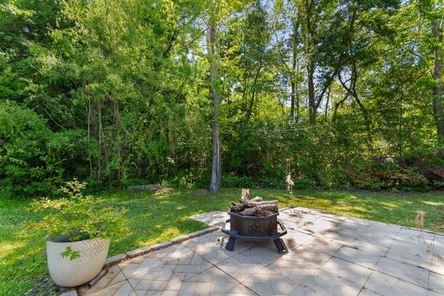 4387 McCorsley Ave., Little River, SC 29566