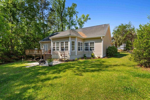 4387 McCorsley Ave., Little River, SC 29566