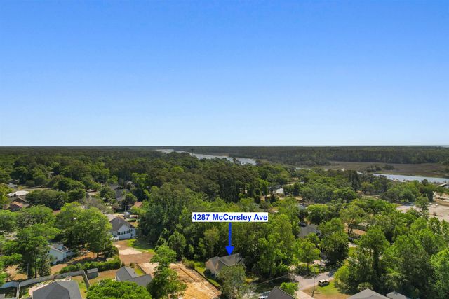 4387 McCorsley Ave., Little River, SC 29566