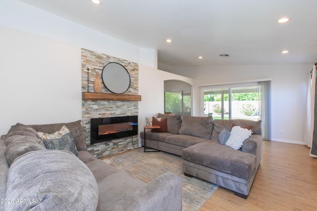 16646 N 33RD Way, Phoenix, AZ 85032